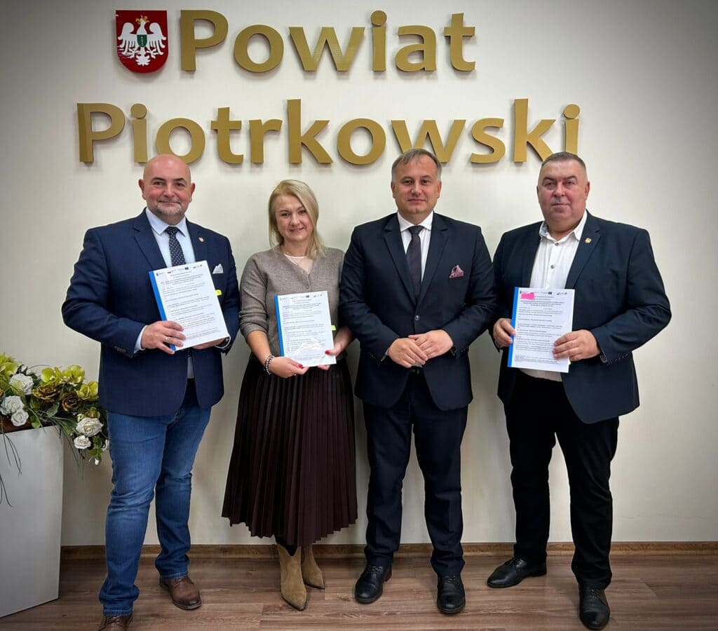 Kolejne miliony dla Powiatu Piotrkowskiego – inwestycje, które łączą ekologię i edukację
