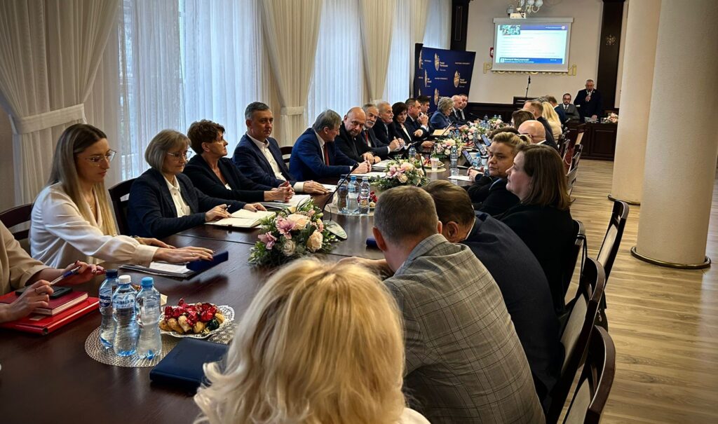 Obradowała Rada Powiatu — na co postawiono tym razem?
