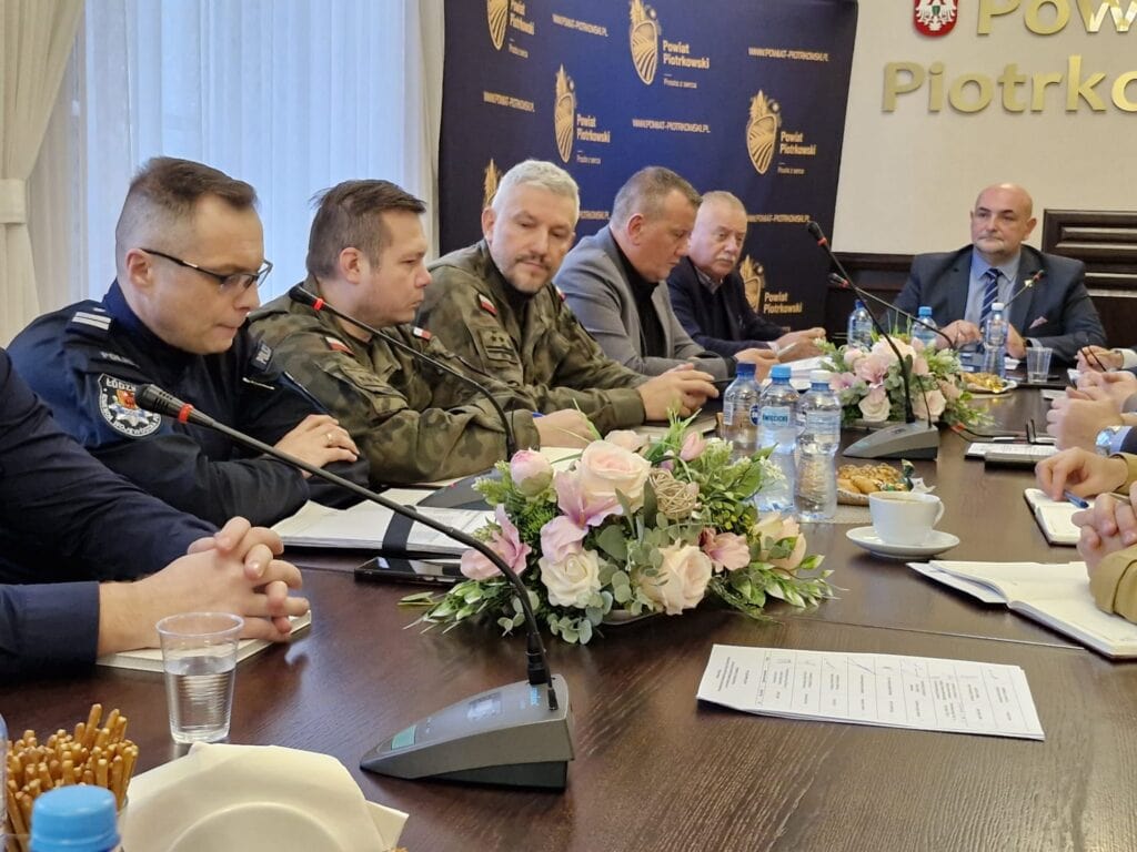 Wzmożone kontrole na trasach kolejowych i wspólne działania służb. Trwa operacja „Horyzont” w regionie piotrkowskim