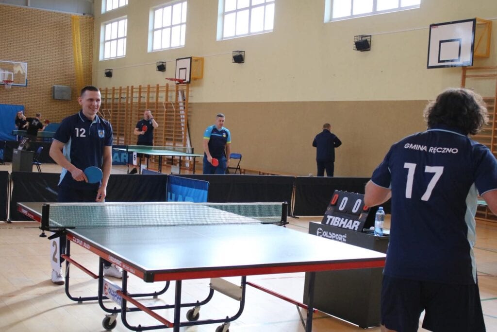 Rywalizowali w tenisie… stołowym