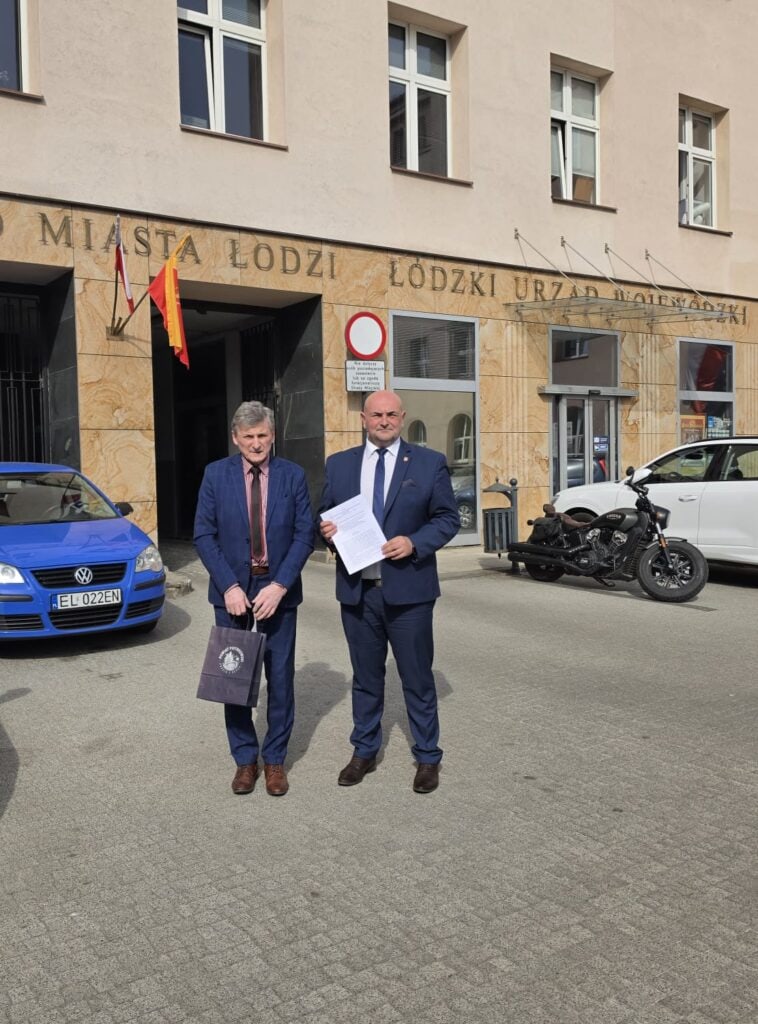 Powiat inwestuje w drogę Piotrków – Jeżów