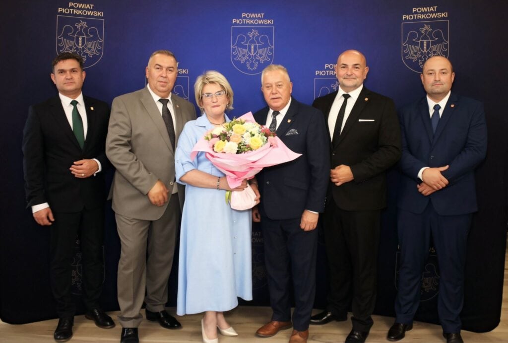 Zarząd Powiatu z absolutorium i ważne decyzje dla przyszłości regionu. Co się działo na XXX sesji?